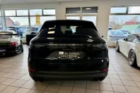 Porsche Cayenne din 2023 cu 56.229 km - oferta POR197345 - foto 4