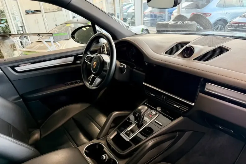 Porsche Cayenne din 2023 cu 56.229 km - oferta POR197345 - foto 15