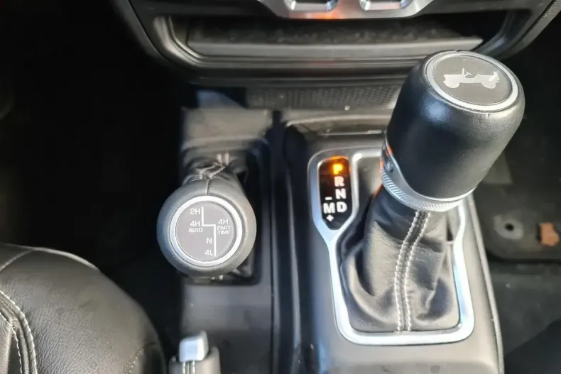 Jeep Wrangler din 2022 cu 17.370 km - oferta JEE197346 - foto 19