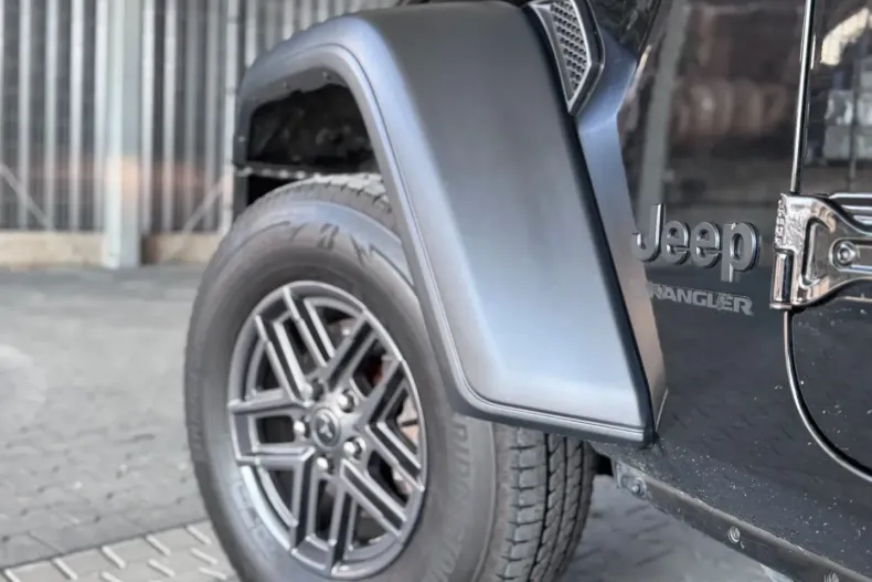 Jeep Wrangler din 2023 cu 48.362 km - oferta JEE197348 - foto 4