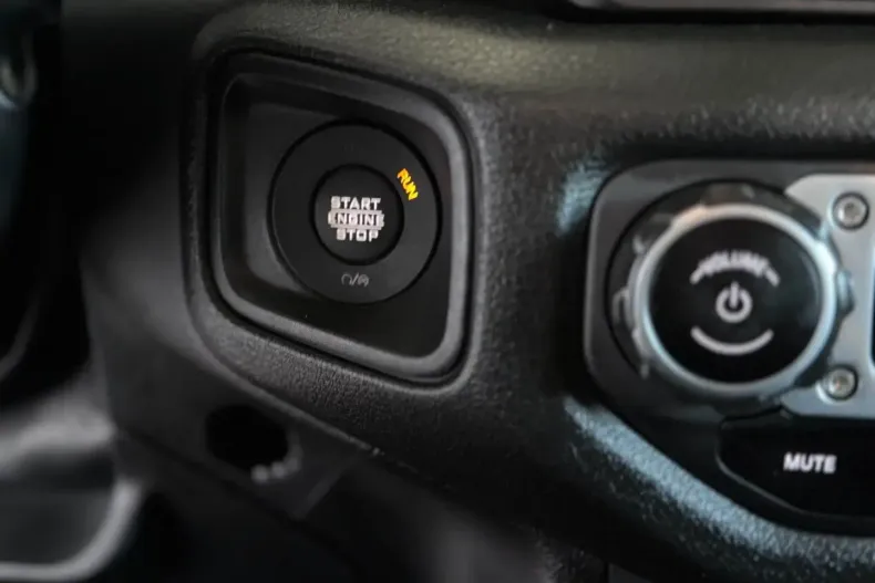 Jeep Wrangler din 2023 cu 48.362 km - oferta JEE197348 - foto 20