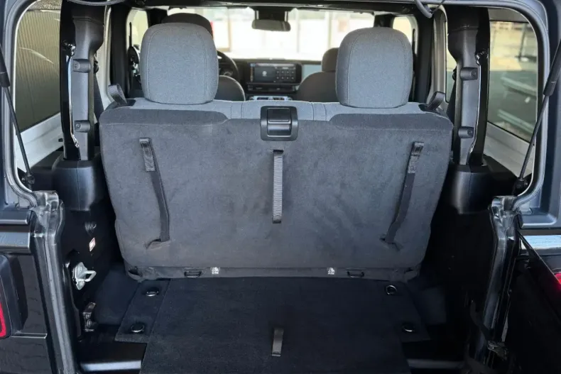 Jeep Wrangler din 2023 cu 48.362 km - oferta JEE197348 - foto 23