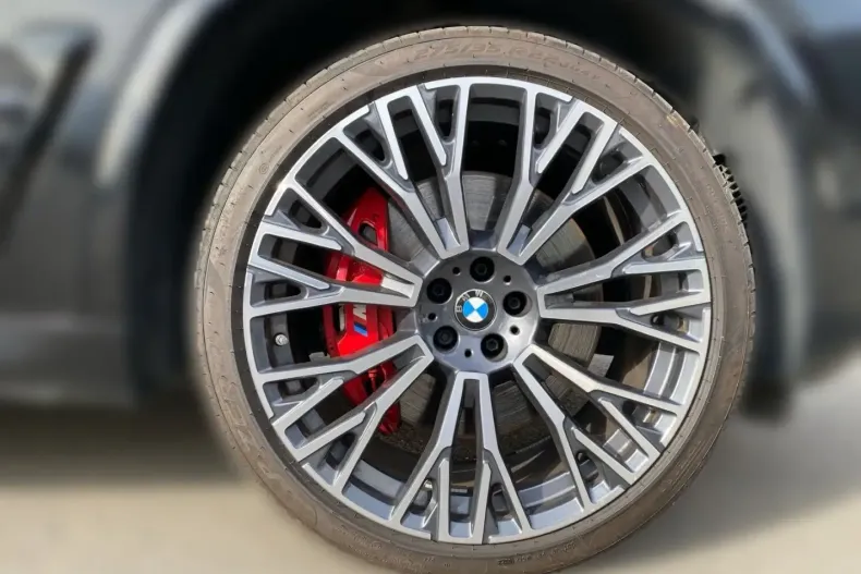 BMW X5 M60 (Seria X) din 2024 cu 24.600 km - oferta BMW197350 - foto 5