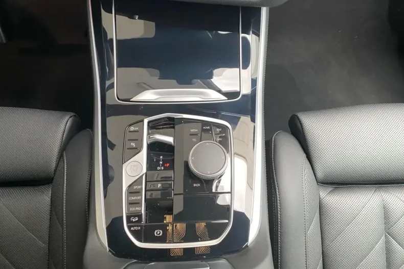 BMW X5 M60 (Seria X) din 2024 cu 24.600 km - oferta BMW197350 - foto 12