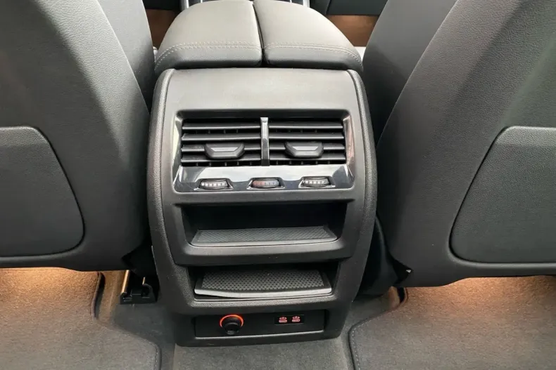 BMW X5 M60 (Seria X) din 2024 cu 24.600 km - oferta BMW197350 - foto 13