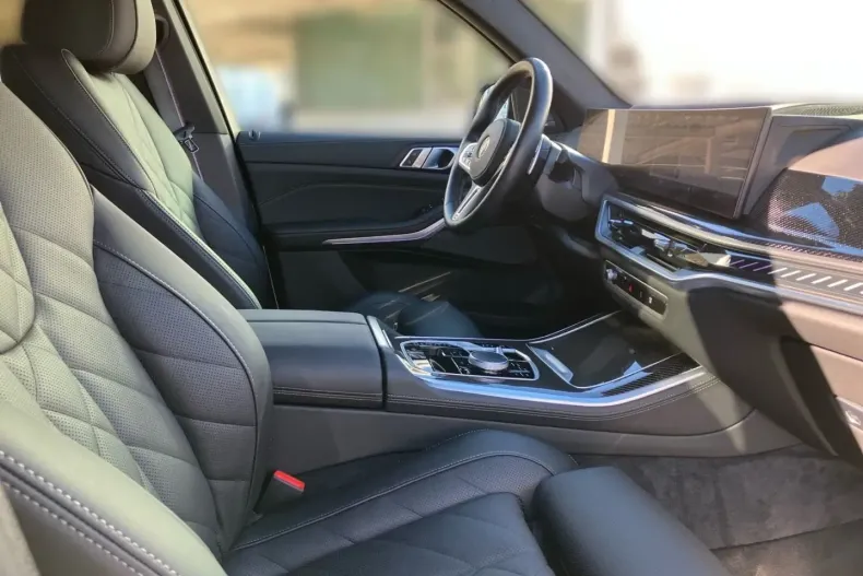 BMW X5 M60 (Seria X) din 2024 cu 18.000 km - oferta BMW197352 - foto 2