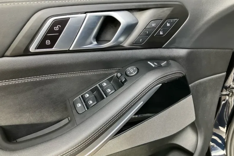 BMW X5 M60 (Seria X) din 2023 cu 52.700 km - oferta BMW197353 - foto 9