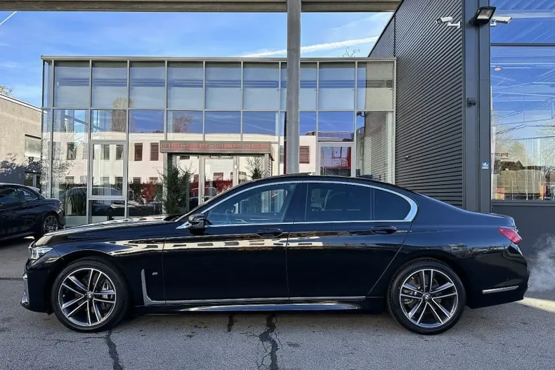 BMW 740 (Seria 7) din 2022 cu 38.594 km - oferta BMW197358 - foto 4