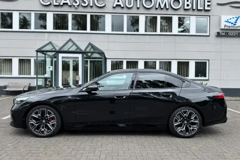 BMW 530 (Seria 5) din 2025 cu 4.062 km - oferta BMW197359 - foto 2