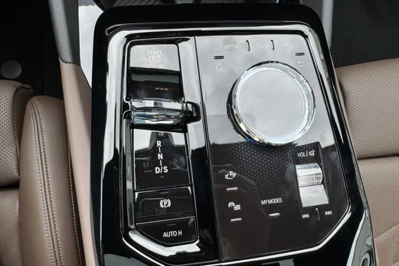 BMW 530 (Seria 5) din 2025 cu 4.103 km - oferta BMW197360 - foto 24