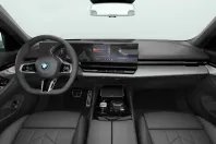 BMW 530 (Seria 5) din 2025 cu 6.613 km - oferta BMW197362 - foto 3