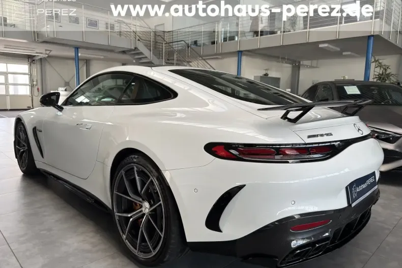 Mercedes-Benz AMG GT (Clasa GT) din 2024 cu 19.759 km - oferta MER197366 - foto 3