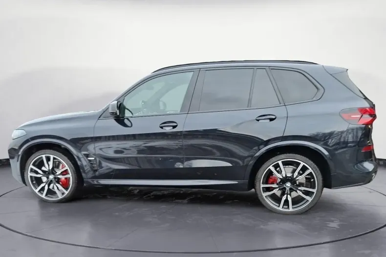 BMW X5 M60 (Seria X) din 2024 cu 23.809 km - oferta BMW197370 - foto 2