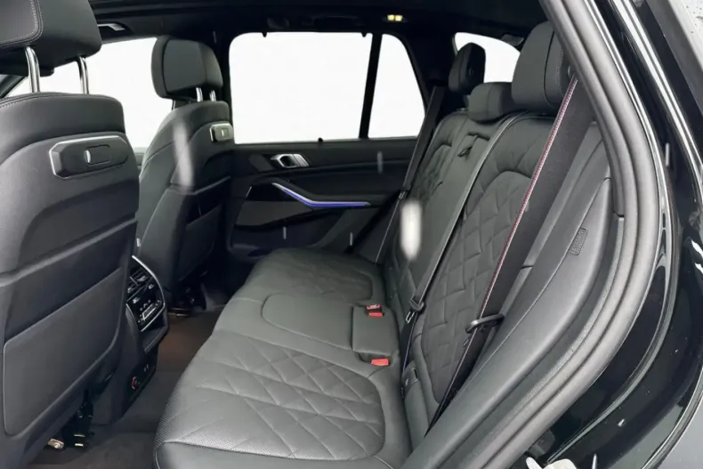 BMW X5 M60 (Seria X) din 2024 cu 14.538 km - oferta BMW197371 - foto 11