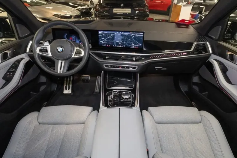 BMW X5 M60 (Seria X) din 2024 cu 27.230 km - oferta BMW197372 - foto 1