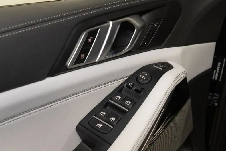 BMW X5 M60 (Seria X) din 2024 cu 27.230 km - oferta BMW197372 - foto 6