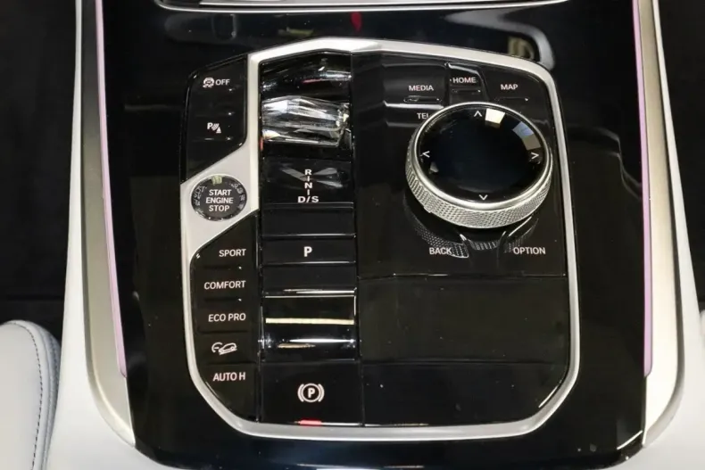 BMW X5 M60 (Seria X) din 2024 cu 27.230 km - oferta BMW197372 - foto 9