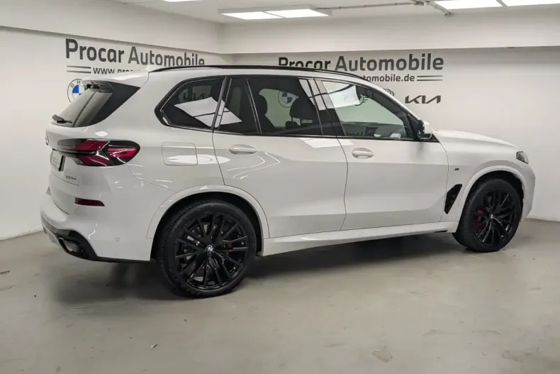 BMW X5 (Seria X) din 2023 cu 40.489 km - oferta BMW197382 - foto 4