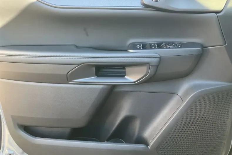 Ford Ranger din 2023 cu 49.101 km - oferta FOR197383 - foto 14