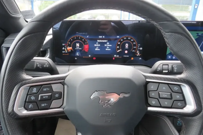 Ford Mustang din 2024 cu 17.200 km - oferta FOR197389 - foto 15