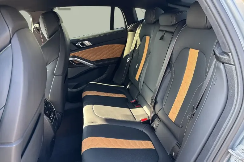 BMW X6 M (Seria X) din 2023 cu 48.037 km - oferta BMW197392 - foto 9
