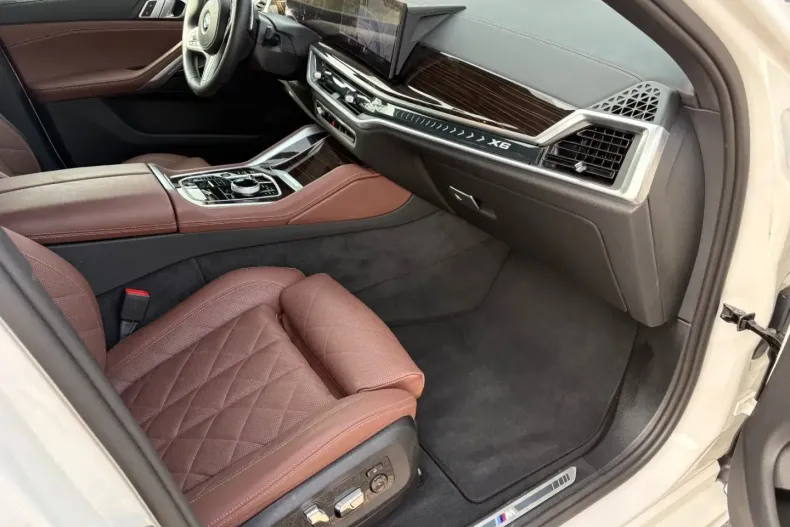 BMW X6 M (Seria X) din 2024 cu 28.000 km - oferta BMW197393 - foto 10