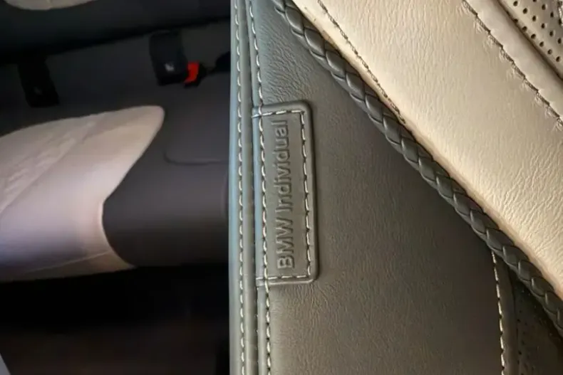 BMW X6 M (Seria X) din 2024 cu 24.208 km - oferta BMW197394 - foto 27