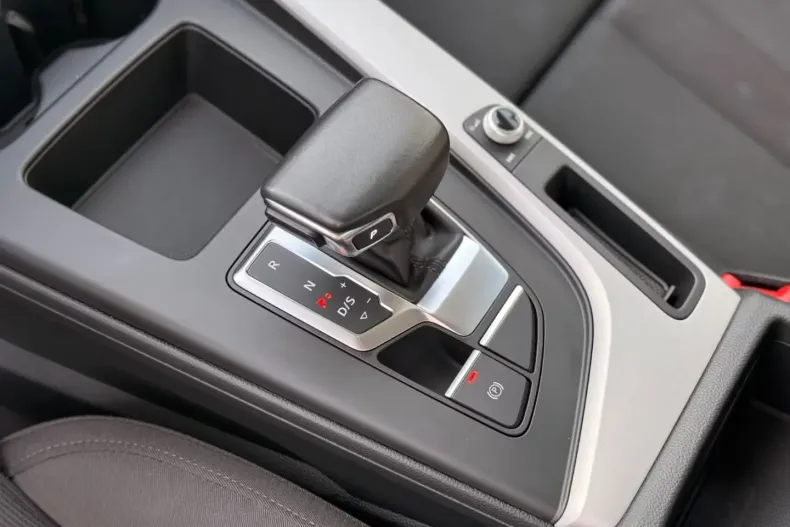 Audi A4 din 2022 cu 61.968 km - oferta AUD197400 - foto 16