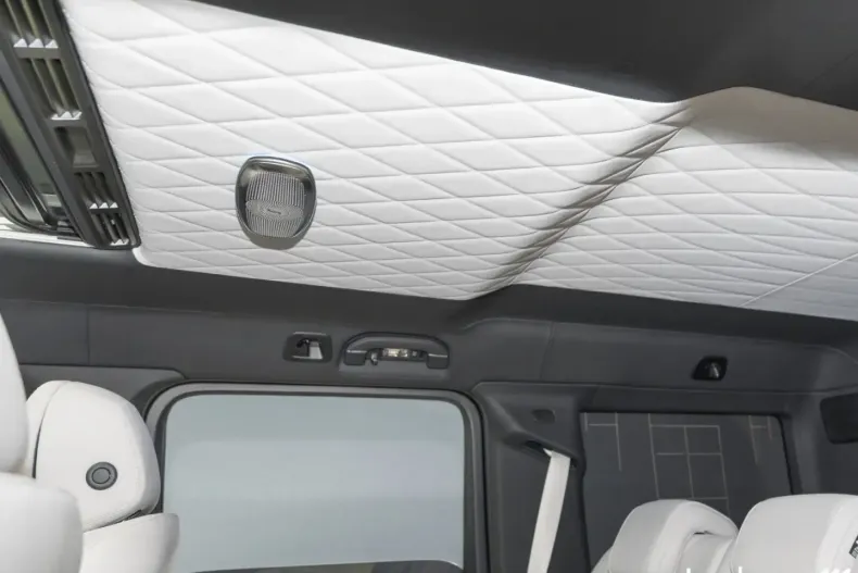 Mercedes-Benz G 63 AMG (Clasa G) din 2025 cu 1.324 km - oferta MER197402 - foto 2