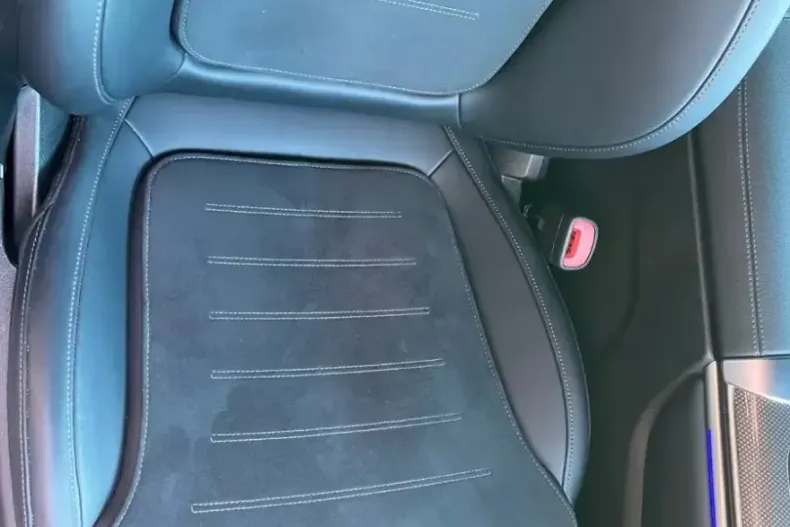 Mercedes-Benz GLC 220 (Clasa GLC) din 2025 cu 11.000 km - oferta MER197412 - foto 15