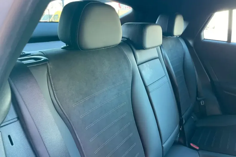 Mercedes-Benz GLC 220 (Clasa GLC) din 2025 cu 11.000 km - oferta MER197412 - foto 20