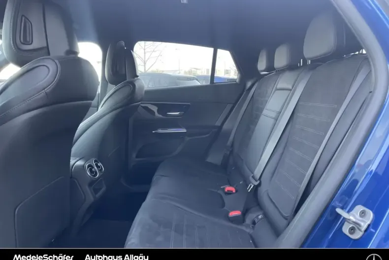 Mercedes-Benz GLC 200 (Clasa GLC) din 2025 cu 8.850 km - oferta MER197416 - foto 9