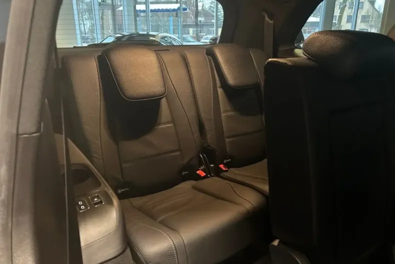 Mercedes-Benz GLS 450 (Clasa GLS) din 2024 cu 28.977 km - oferta MER197419 - foto 18