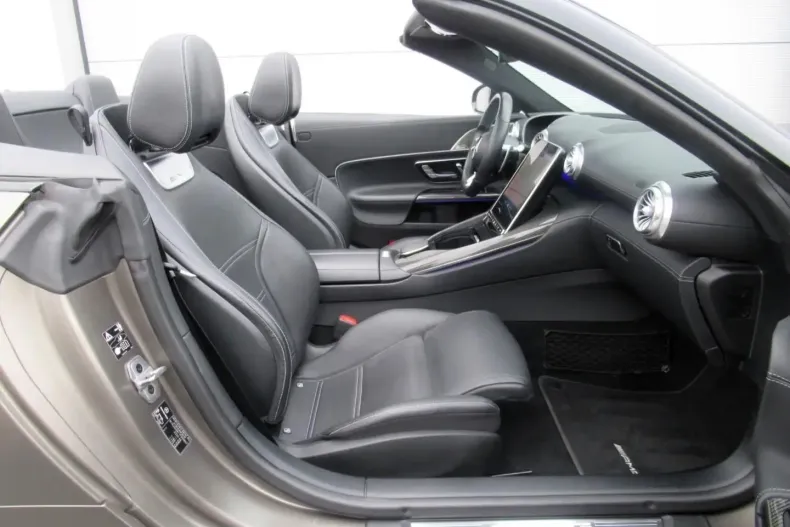 Mercedes-Benz SL 63 AMG (Clasa SL) din 2023 cu 43.796 km - oferta MER197421 - foto 12