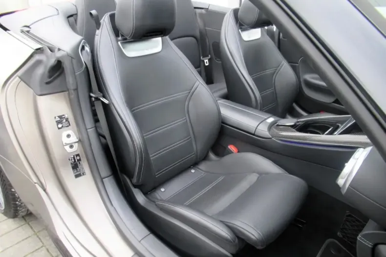 Mercedes-Benz SL 63 AMG (Clasa SL) din 2023 cu 43.796 km - oferta MER197421 - foto 13