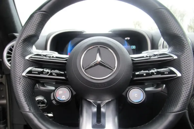 Mercedes-Benz SL 63 AMG (Clasa SL) din 2023 cu 43.796 km - oferta MER197421 - foto 24