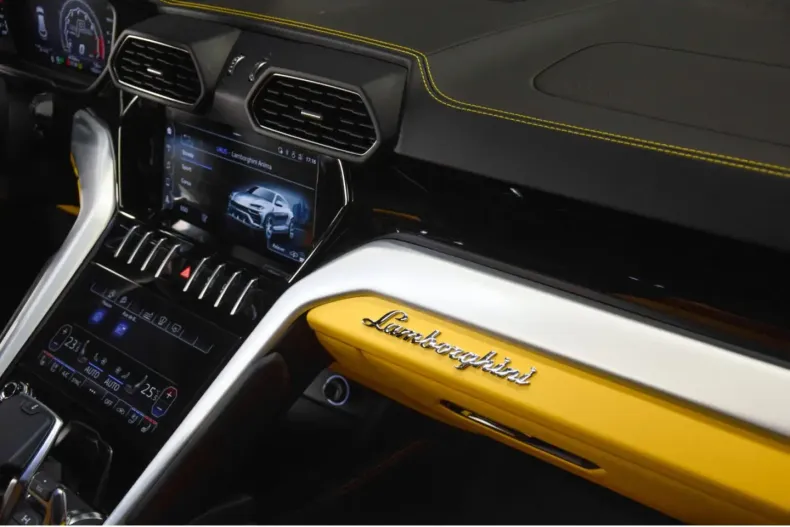 Lamborghini Urus din 2022 cu 47.390 km - oferta LAM197426 - foto 27