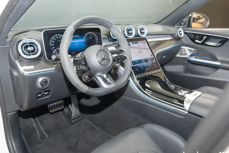 Mercedes-Benz C 63 AMG (Clasa C) din 2025 cu 2.762 km - oferta MER197429 - foto 11