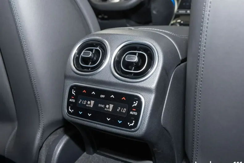 Mercedes-Benz C 63 AMG (Clasa C) din 2025 cu 2.762 km - oferta MER197429 - foto 26