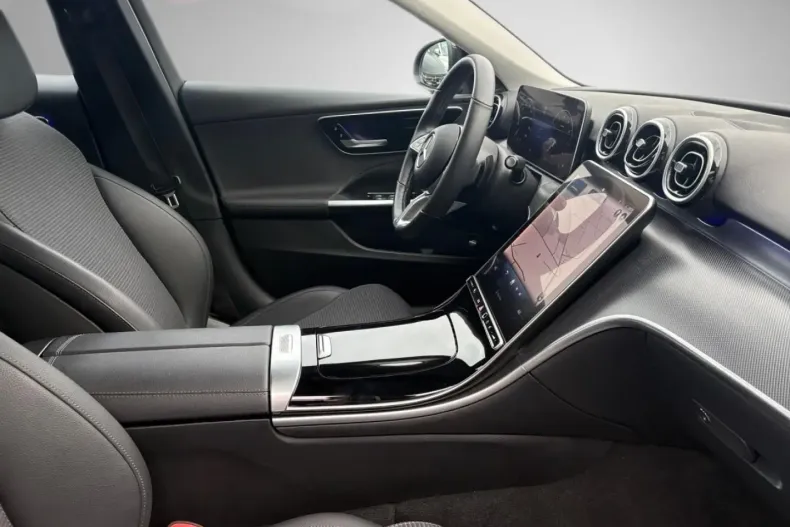 Mercedes-Benz C 200 (Clasa C) din 2024 cu 15.163 km - oferta MER197431 - foto 26