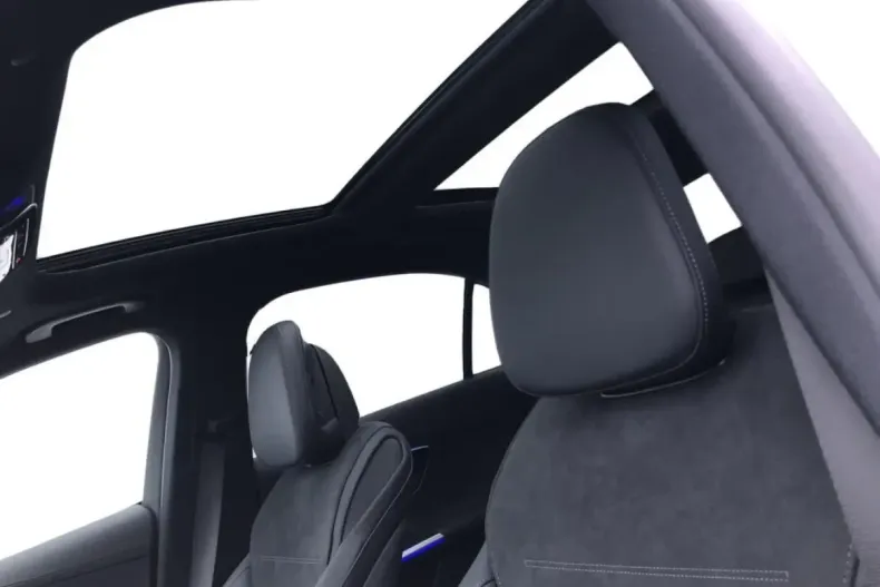 Mercedes-Benz C 300 (Clasa C) din 2024 cu 26.779 km - oferta MER197432 - foto 13