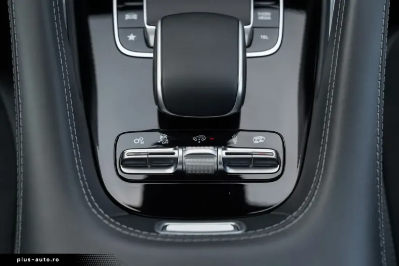 Mercedes-Benz GLE 63 AMG (Clasa GLE) din 2023 cu 28.000 km - oferta MER197440 - foto 14