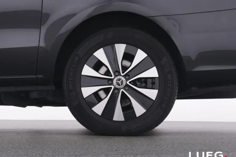 Mercedes-Benz V 300 (Clasa V) din 2024 cu 25.509 km - oferta MER197441 - foto 21