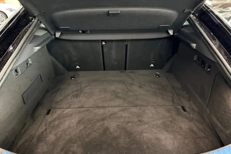 Mercedes-Benz AMG GT (Clasa GT) din 2024 cu 3.000 km - oferta MER197443 - foto 16