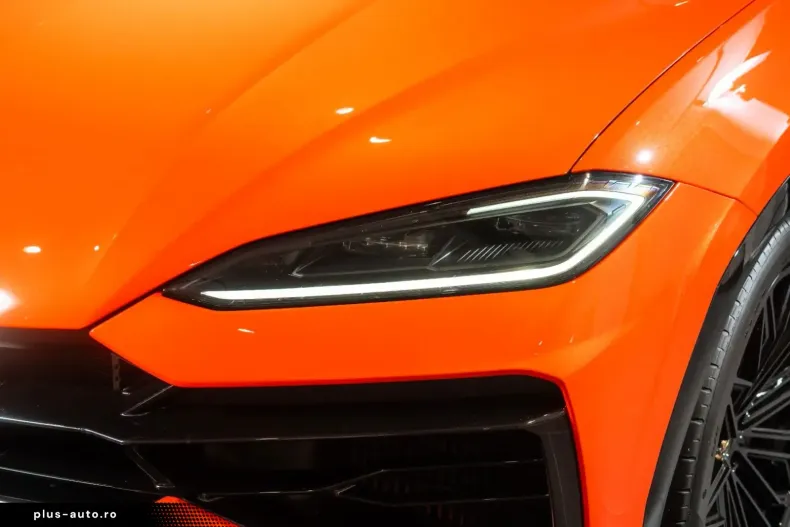 Lamborghini Urus din 2025 cu 7.950 km - oferta LAM197446 - foto 7