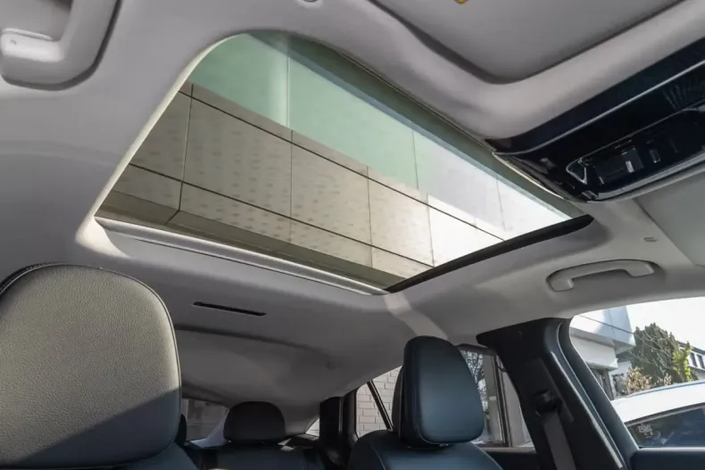 Mercedes-Benz GLC 200 (Clasa GLC) din 2025 cu 18.102 km - oferta MER197448 - foto 11