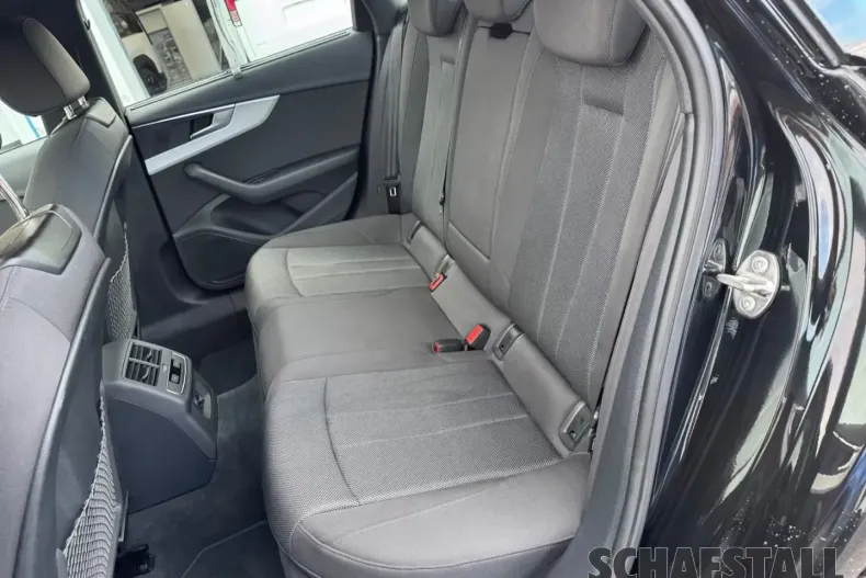 Audi A4 din 2022 cu 67.865 km - oferta AUD197449 - foto 14