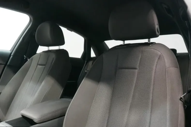 Audi A4 din 2022 cu 86.572 km - oferta AUD197451 - foto 10