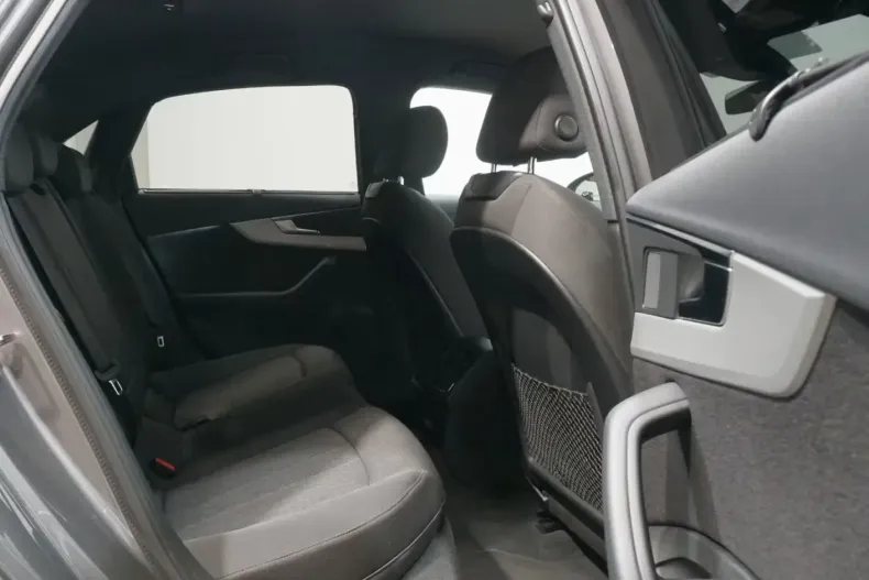 Audi A4 din 2022 cu 86.572 km - oferta AUD197451 - foto 12