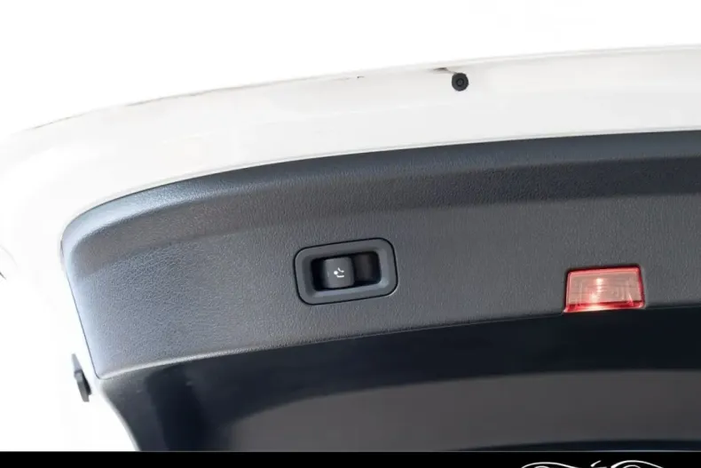 Mercedes-Benz GLE 53 AMG (Clasa GLE) din 2025 cu 27.650 km - oferta MER197462 - foto 9